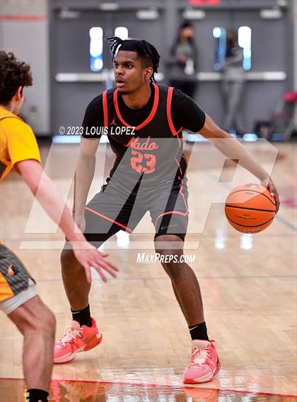 Thumbnail 3 in Coronado @ Foothill (Nike Extravaganza) photogallery.