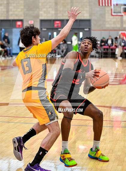 Thumbnail 1 in Coronado @ Foothill (Nike Extravaganza) photogallery.