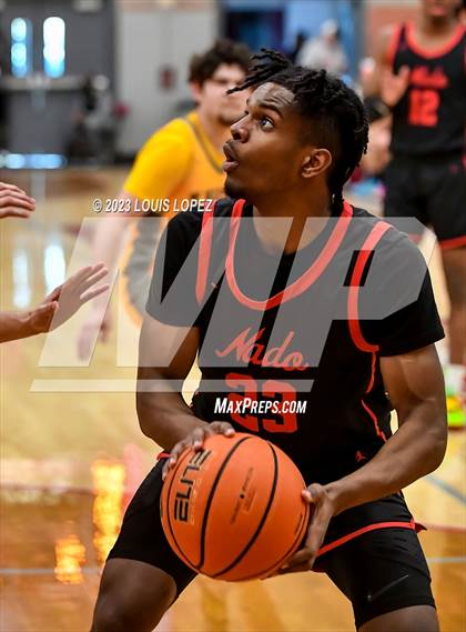 Thumbnail 2 in Coronado @ Foothill (Nike Extravaganza) photogallery.
