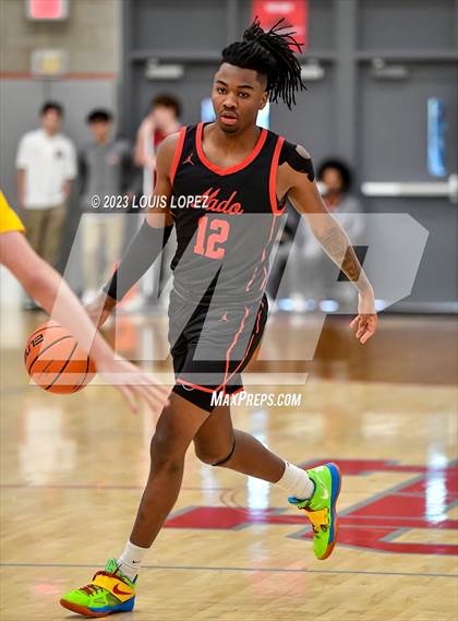 Thumbnail 1 in Coronado @ Foothill (Nike Extravaganza) photogallery.