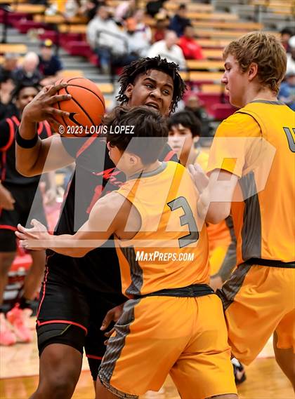 Thumbnail 2 in Coronado @ Foothill (Nike Extravaganza) photogallery.