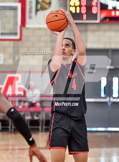Thumbnail 3 in Coronado @ Foothill (Nike Extravaganza) photogallery.