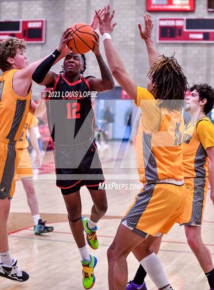 Thumbnail 3 in Coronado @ Foothill (Nike Extravaganza) photogallery.