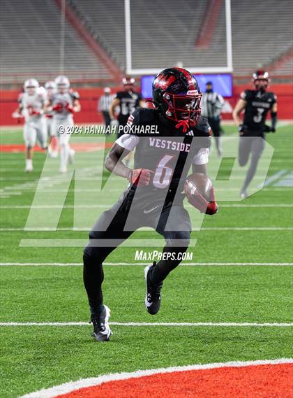 Thumbnail 1 in Omaha Westside vs. Millard South (NSAA Class A Final) photogallery.