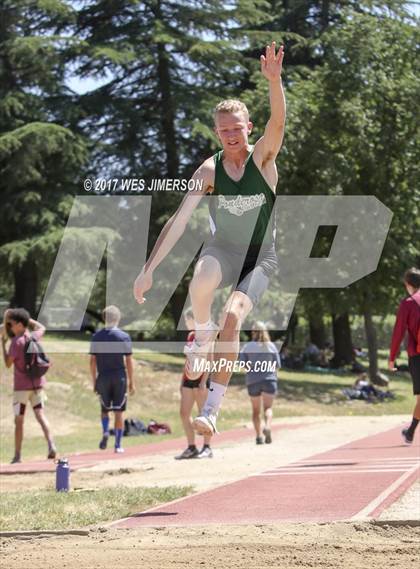 Thumbnail 3 in CIF Capital Valley Conference Finals  photogallery.