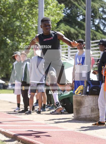 Thumbnail 2 in CIF Capital Valley Conference Finals  photogallery.