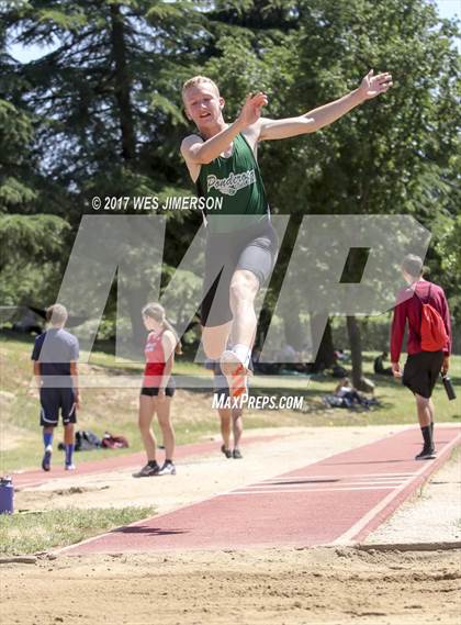 Thumbnail 2 in CIF Capital Valley Conference Finals  photogallery.