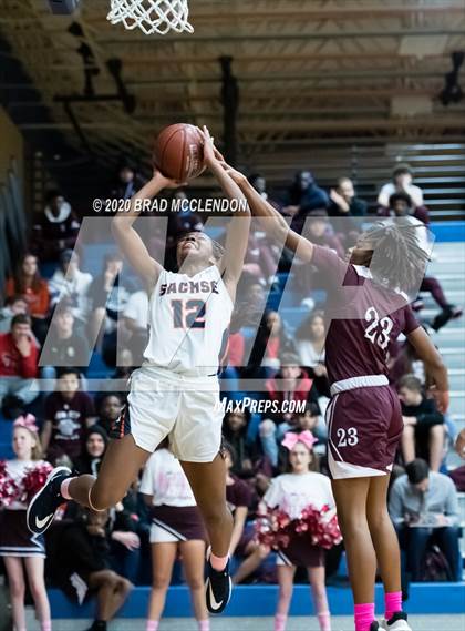Thumbnail 2 in Rowlett vs Sachse photogallery.