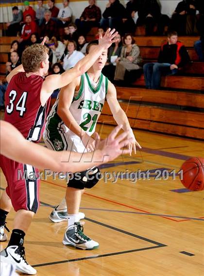 Thumbnail 3 in Siren vs Spring Valley (Clayton Holiday Tournament) photogallery.