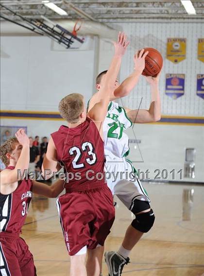 Thumbnail 3 in Siren vs Spring Valley (Clayton Holiday Tournament) photogallery.