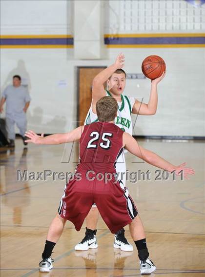 Thumbnail 3 in Siren vs Spring Valley (Clayton Holiday Tournament) photogallery.