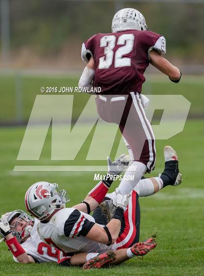 Thumbnail 2 in Deerfield @ Prairie Ridge (IHSA Class 6A Playoffs) photogallery.