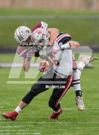 Thumbnail 3 in Deerfield @ Prairie Ridge (IHSA Class 6A Playoffs) photogallery.