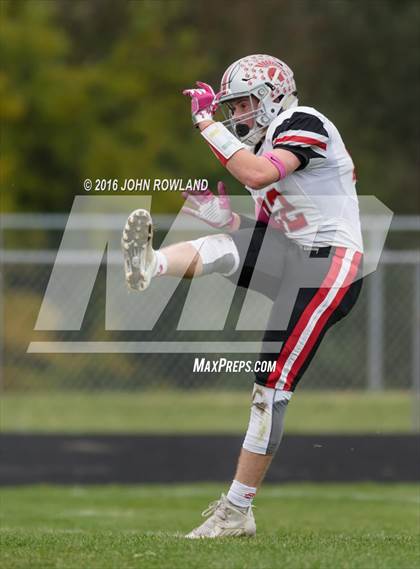 Thumbnail 3 in Deerfield @ Prairie Ridge (IHSA Class 6A Playoffs) photogallery.