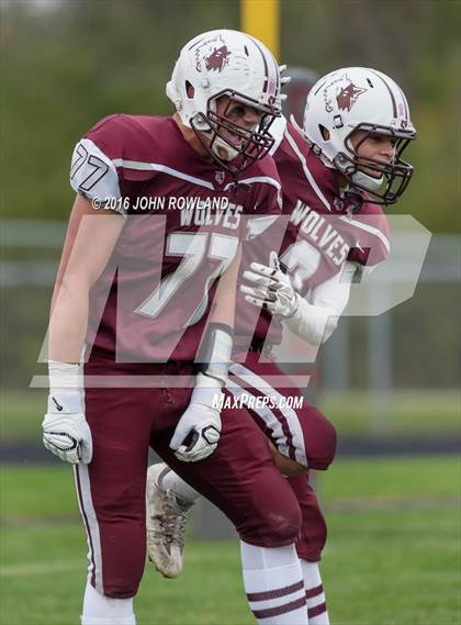 Thumbnail 3 in Deerfield @ Prairie Ridge (IHSA Class 6A Playoffs) photogallery.