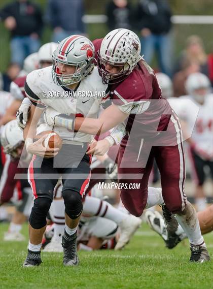 Thumbnail 2 in Deerfield @ Prairie Ridge (IHSA Class 6A Playoffs) photogallery.