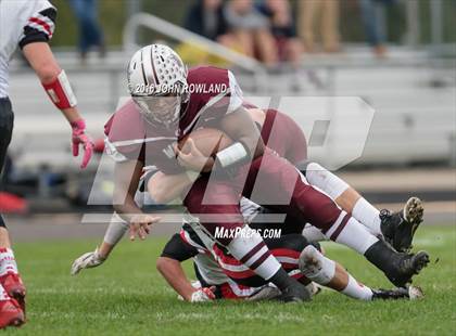 Thumbnail 2 in Deerfield @ Prairie Ridge (IHSA Class 6A Playoffs) photogallery.