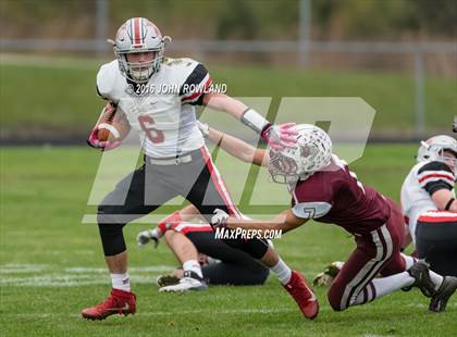 Thumbnail 3 in Deerfield @ Prairie Ridge (IHSA Class 6A Playoffs) photogallery.