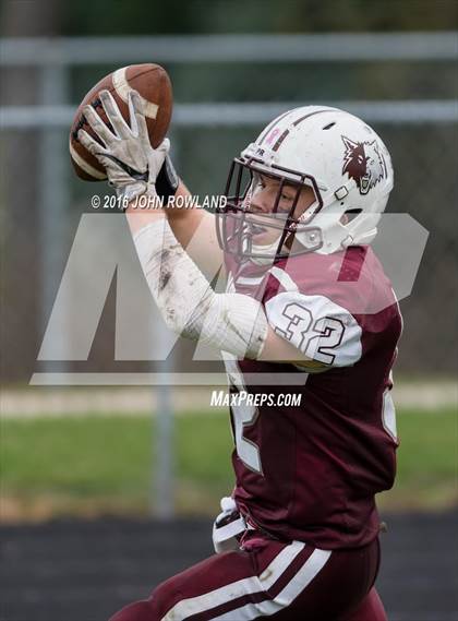 Thumbnail 2 in Deerfield @ Prairie Ridge (IHSA Class 6A Playoffs) photogallery.