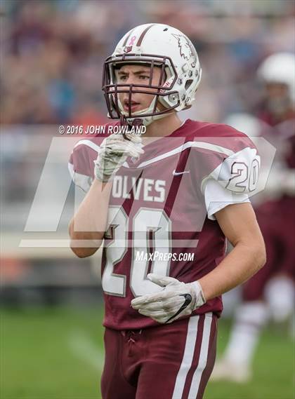 Thumbnail 2 in Deerfield @ Prairie Ridge (IHSA Class 6A Playoffs) photogallery.