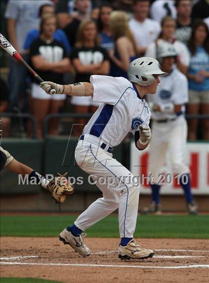 Thumbnail 2 in Klein Collins vs. Georgetown (Texas 5A Region II Playoffs) photogallery.