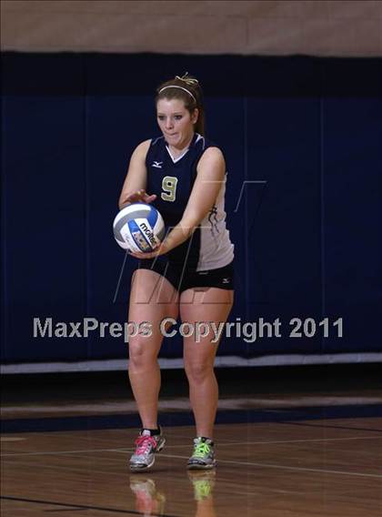 Thumbnail 2 in Falconer vs LeRoy (NYSPHSAA Class C Regional Semifinal) photogallery.