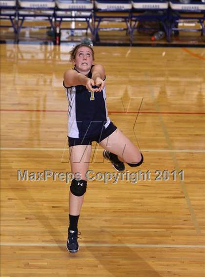 Thumbnail 3 in Falconer vs LeRoy (NYSPHSAA Class C Regional Semifinal) photogallery.