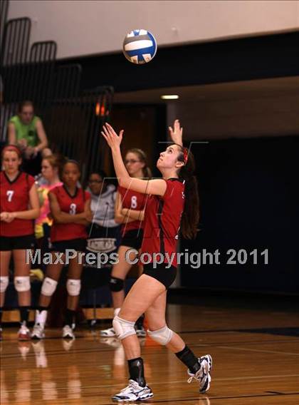 Thumbnail 3 in Falconer vs LeRoy (NYSPHSAA Class C Regional Semifinal) photogallery.