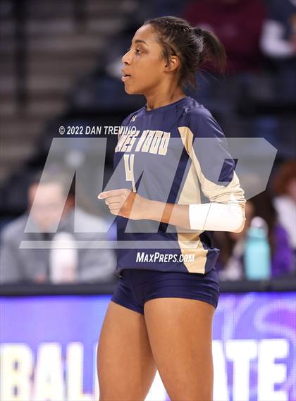 Thumbnail 1 in Grafton vs James Wood (VHSL Class 4 Final) photogallery.