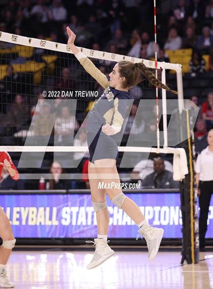 Thumbnail 1 in Grafton vs James Wood (VHSL Class 4 Final) photogallery.