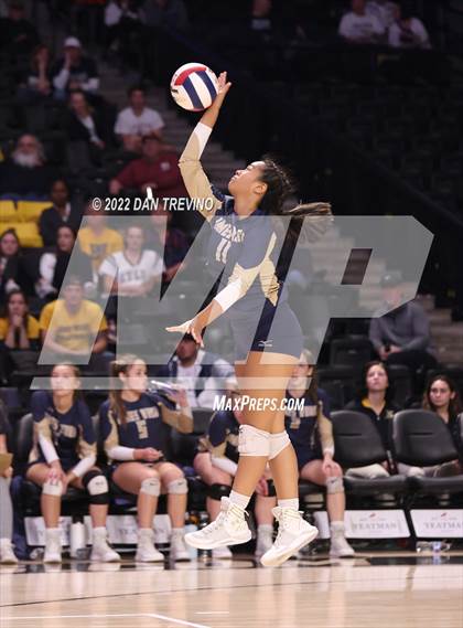 Thumbnail 3 in Grafton vs James Wood (VHSL Class 4 Final) photogallery.