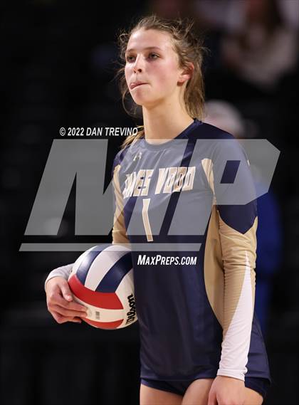Thumbnail 2 in Grafton vs James Wood (VHSL Class 4 Final) photogallery.