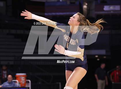 Thumbnail 2 in Grafton vs James Wood (VHSL Class 4 Final) photogallery.