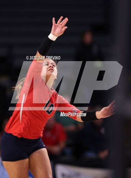 Thumbnail 2 in Grafton vs James Wood (VHSL Class 4 Final) photogallery.