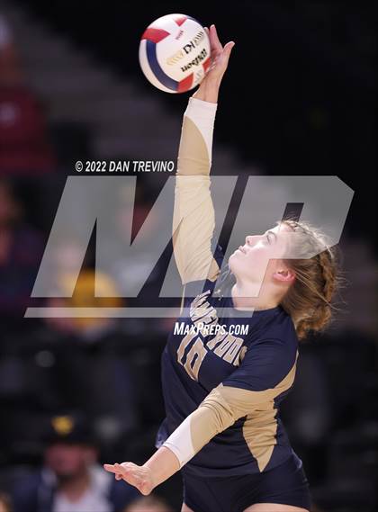 Thumbnail 2 in Grafton vs James Wood (VHSL Class 4 Final) photogallery.