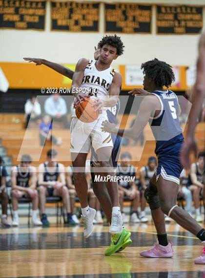 Thumbnail 1 in Dwight-Englewood vs St. Anthony's (Long Island Holiday Invitational) photogallery.