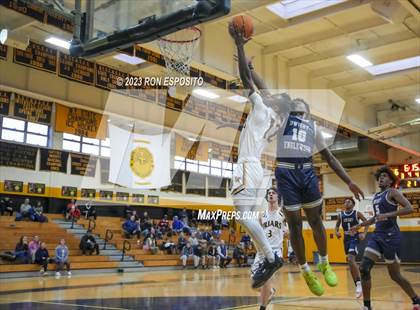 Thumbnail 3 in Dwight-Englewood vs St. Anthony's (Long Island Holiday Invitational) photogallery.