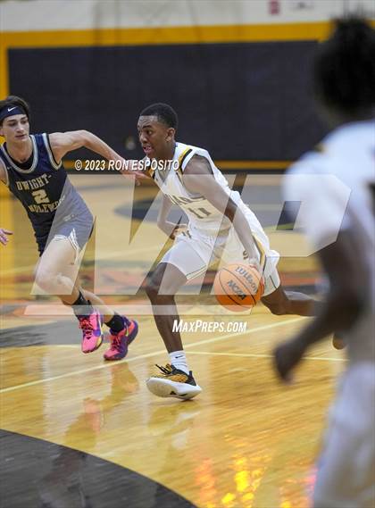 Thumbnail 1 in Dwight-Englewood vs St. Anthony's (Long Island Holiday Invitational) photogallery.