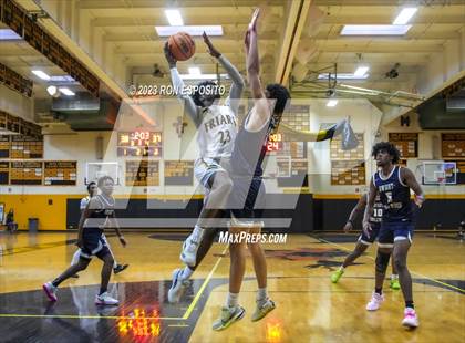 Thumbnail 1 in Dwight-Englewood vs St. Anthony's (Long Island Holiday Invitational) photogallery.