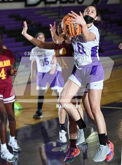 Thumbnail 3 in Highland @ Eastside photogallery.