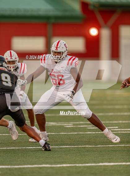 Thumbnail 3 in Millard South @ Lincoln Southeast photogallery.