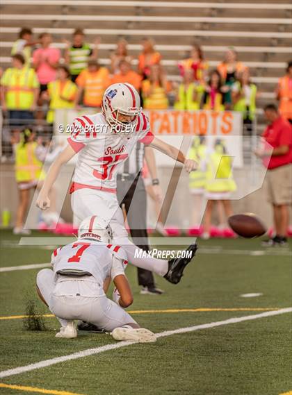 Thumbnail 2 in Millard South @ Lincoln Southeast photogallery.