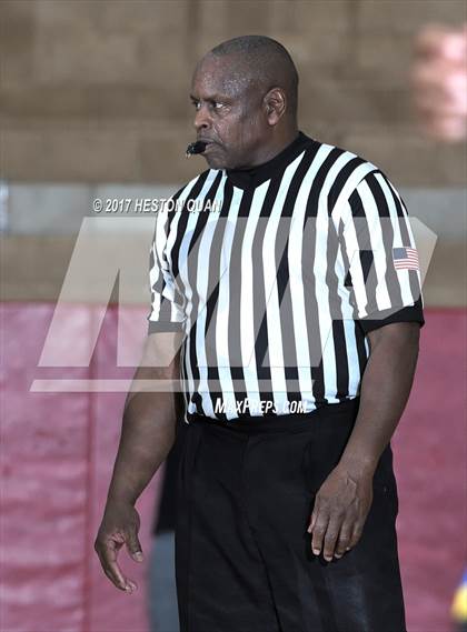 Thumbnail 3 in Oak Park vs. Gahr (Ryse Williams/Pac Shores Tournament) photogallery.