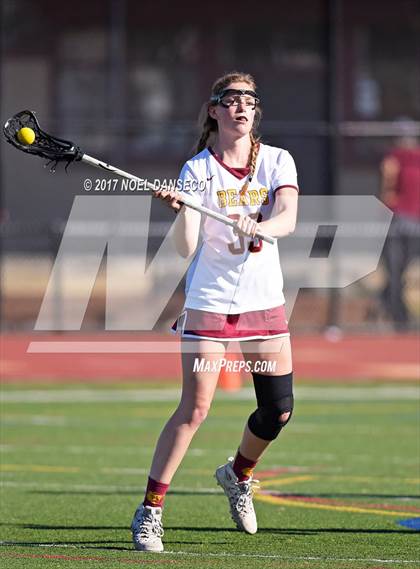 Thumbnail 3 in Menlo-Atherton vs University photogallery.
