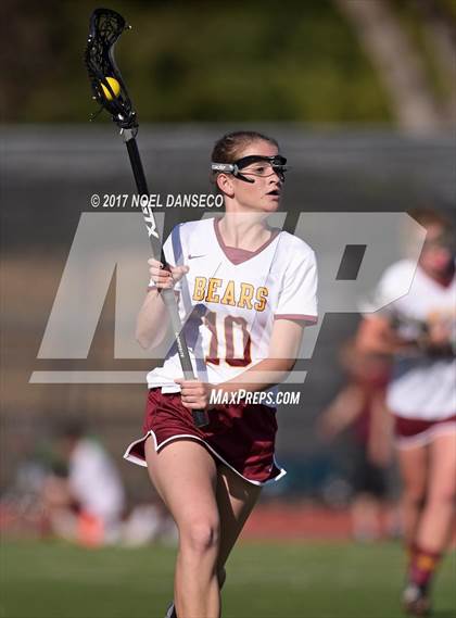 Thumbnail 1 in Menlo-Atherton vs University photogallery.