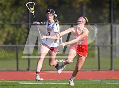 Thumbnail 3 in Menlo-Atherton vs University photogallery.