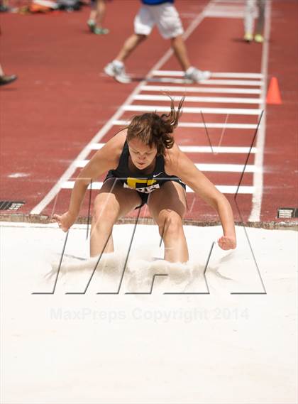 Thumbnail 1 in NYSPHSAA Track and Field Championships  photogallery.
