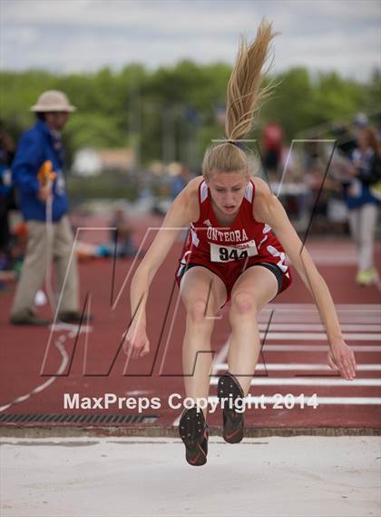 Thumbnail 1 in NYSPHSAA Track and Field Championships  photogallery.