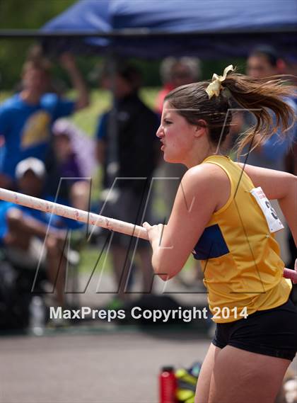 Thumbnail 2 in NYSPHSAA Track and Field Championships  photogallery.