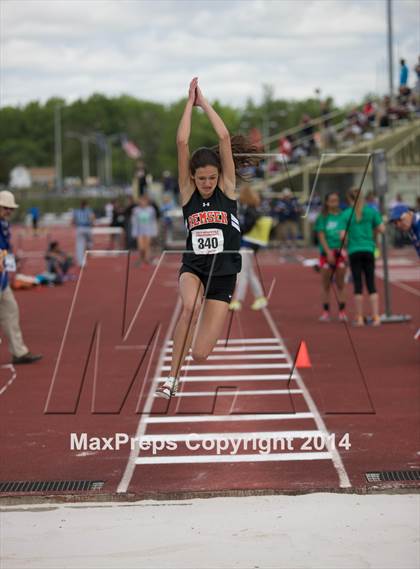Thumbnail 3 in NYSPHSAA Track and Field Championships  photogallery.